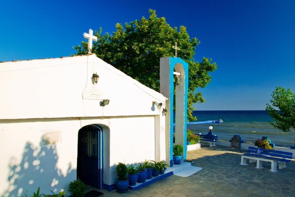 Stigmes Villas & Suites Nea Skioni Exterior photo